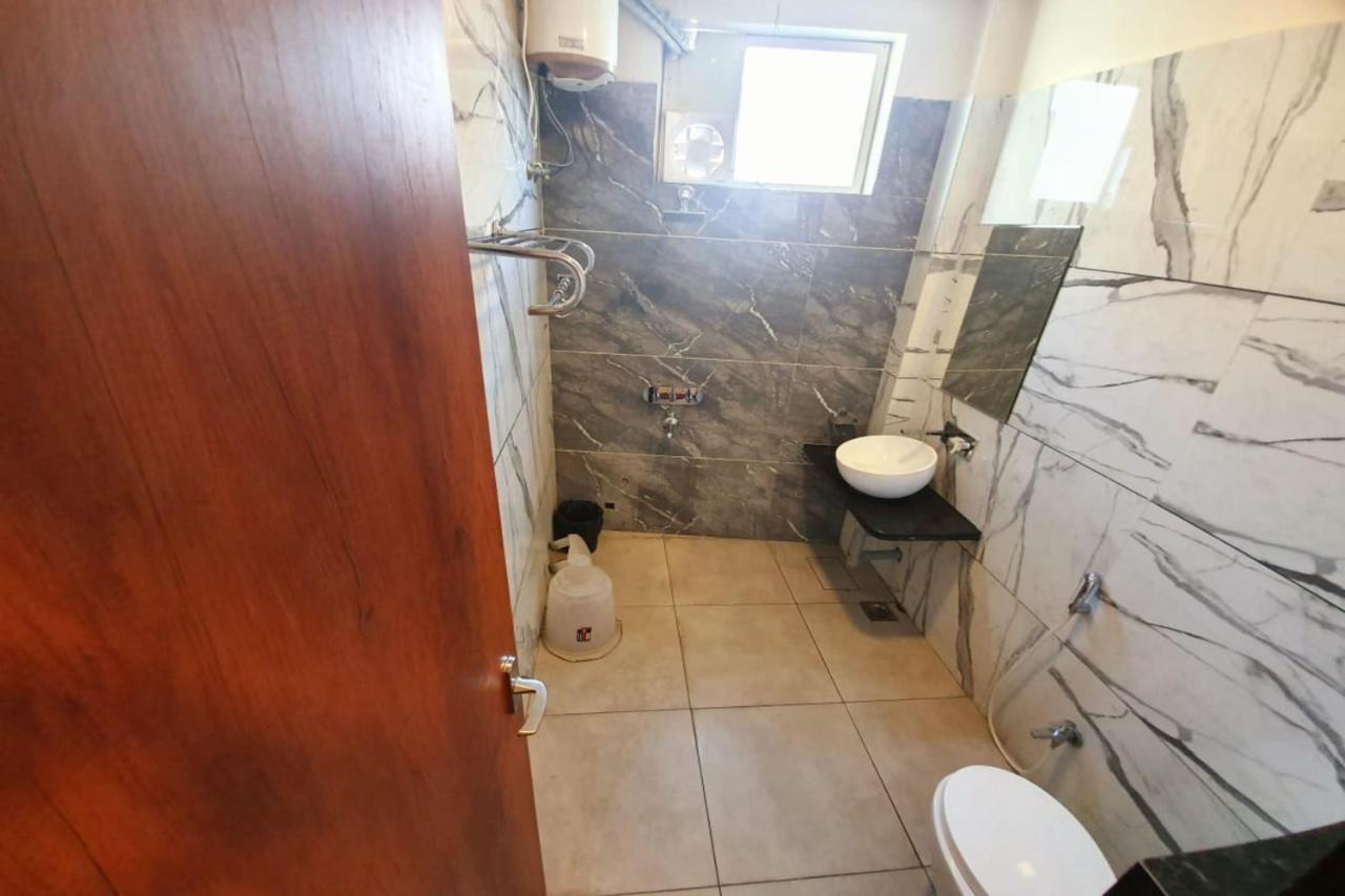 Hotel Satyug Ujjain Zewnętrze zdjęcie