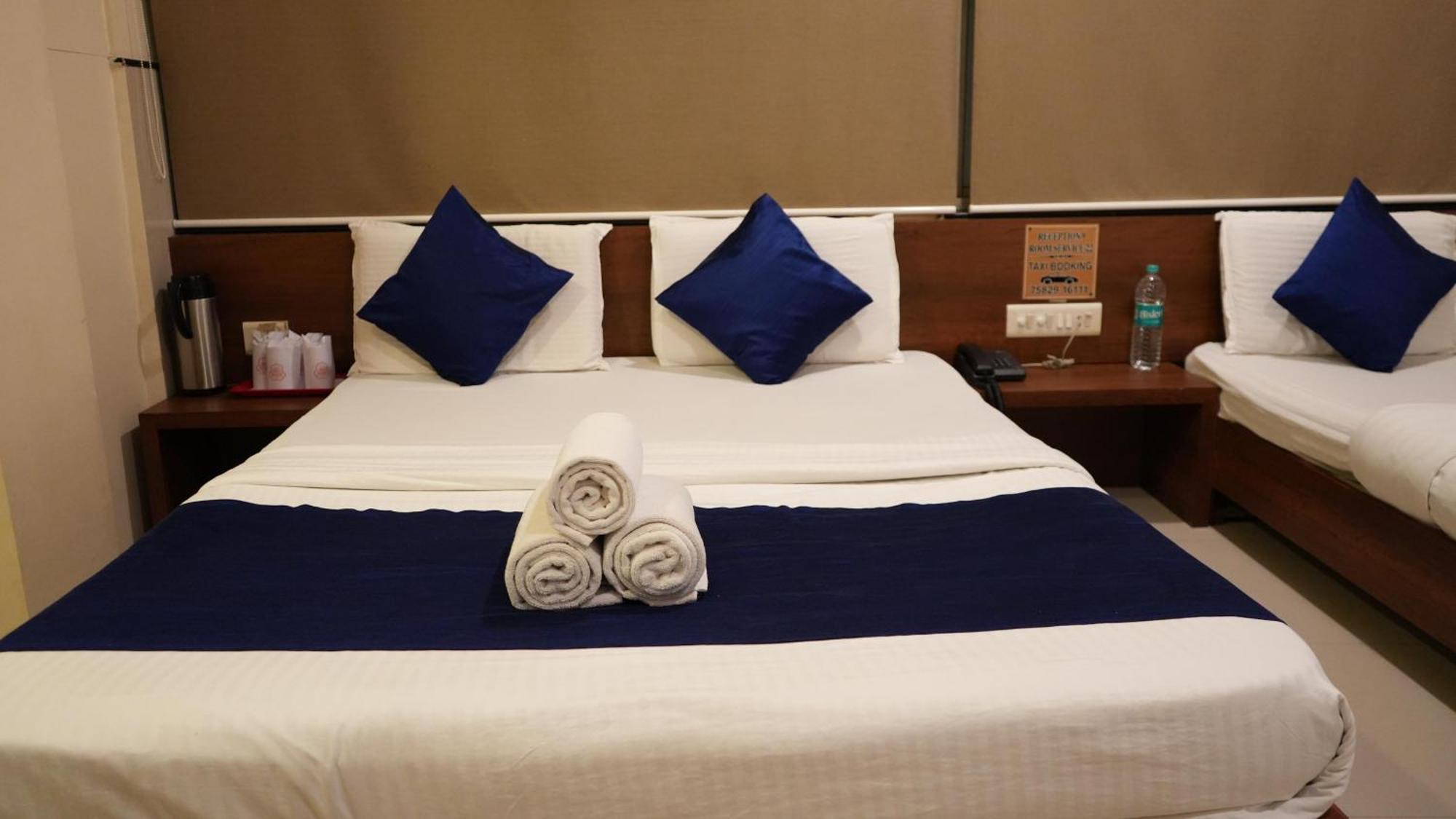 Hotel Satyug Ujjain Zewnętrze zdjęcie