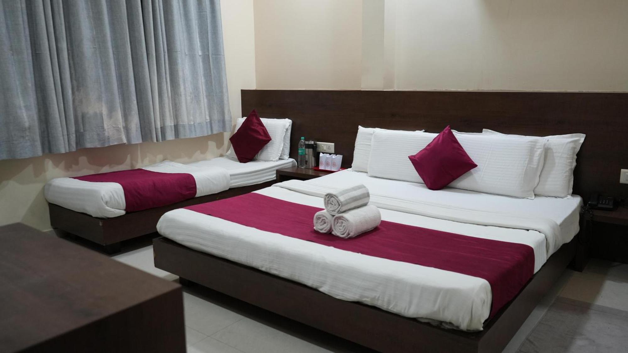 Hotel Satyug Ujjain Zewnętrze zdjęcie