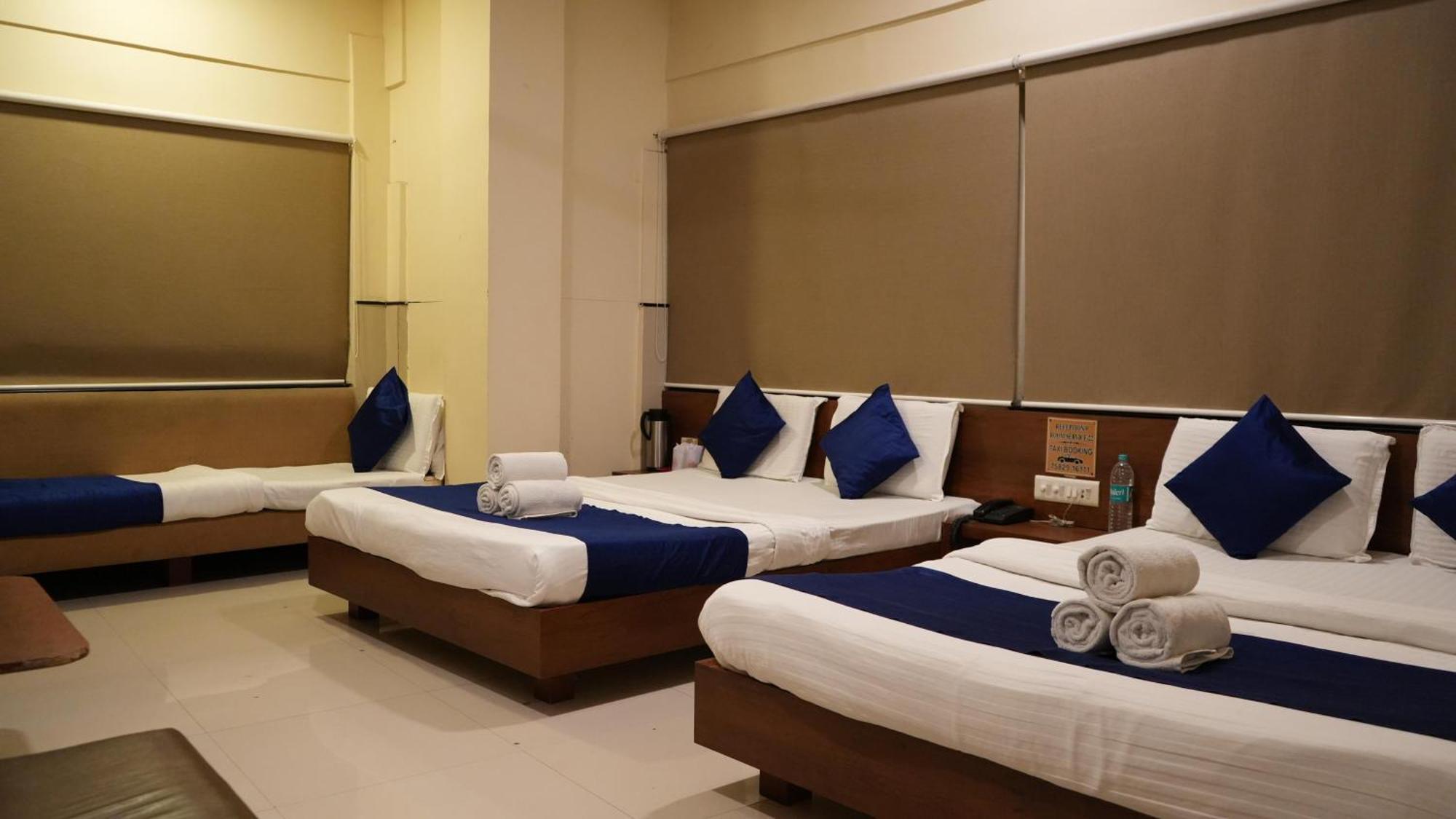 Hotel Satyug Ujjain Zewnętrze zdjęcie