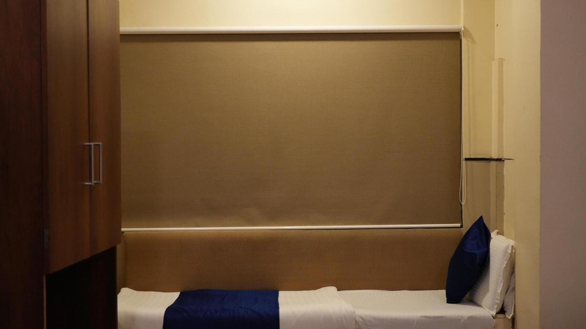 Hotel Satyug Ujjain Zewnętrze zdjęcie